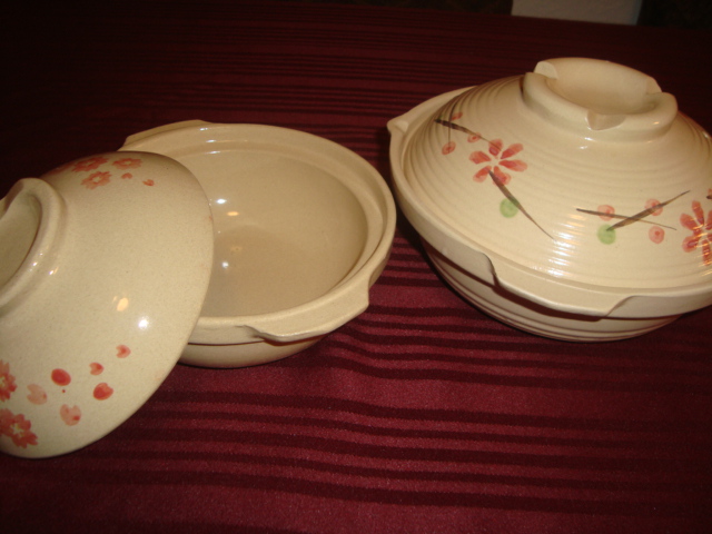 Japanese bowls w/lids