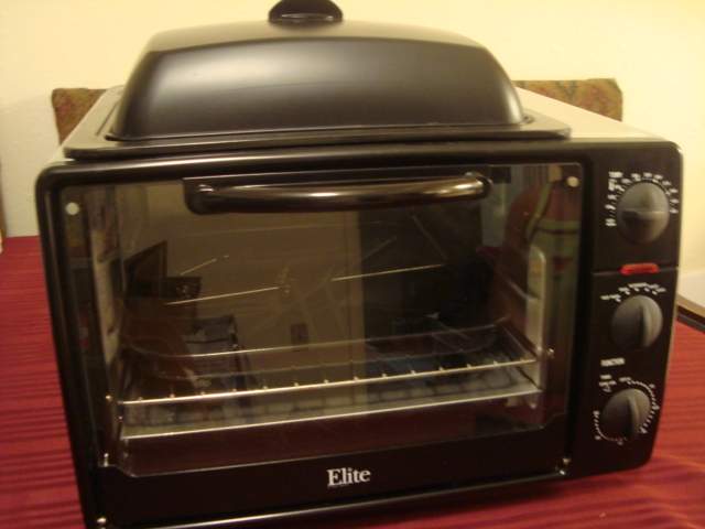 Elite Toaster Oven w/warmer on top