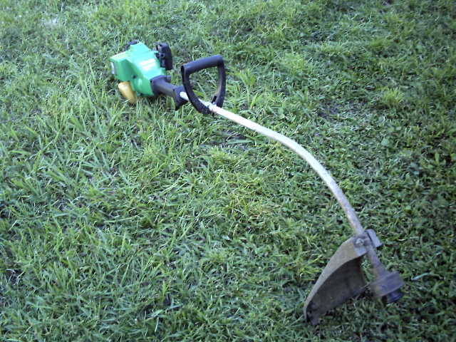 WEED EATER FEATHERLITE TRIMMER