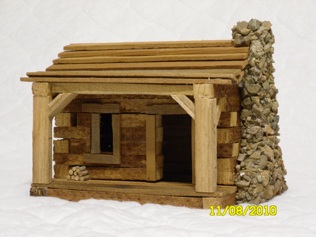 Small Log Cabin