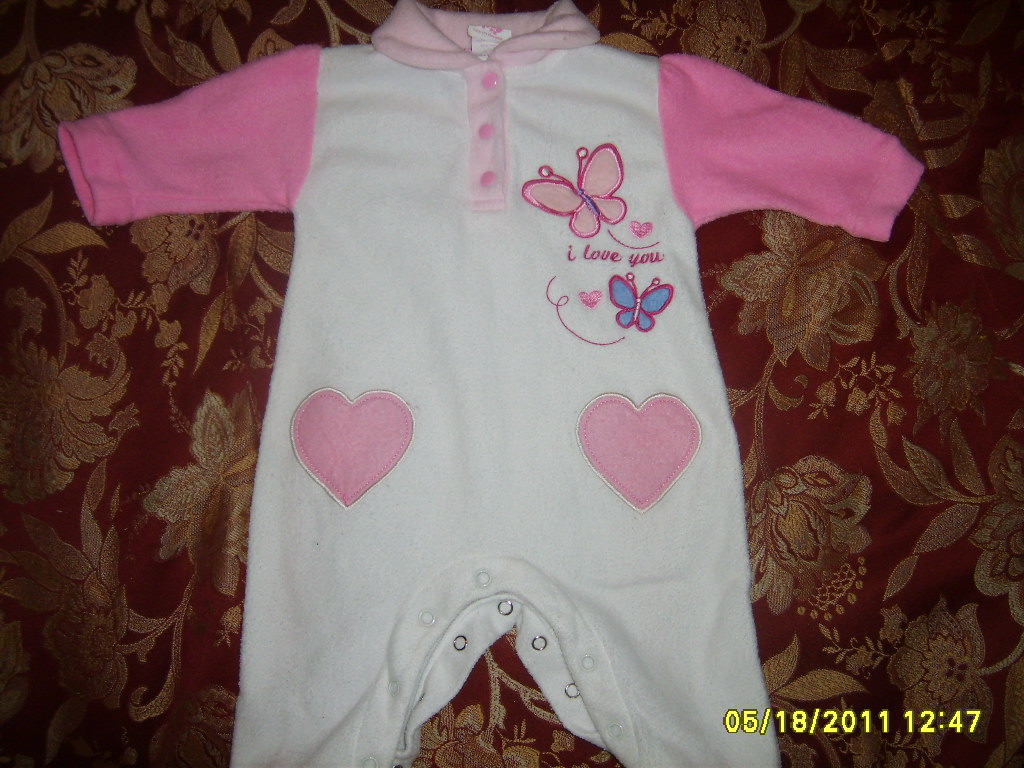 0-3 Months Sleeper White and Pink Hearts, Butterflies, and I love