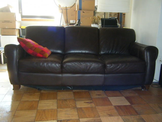 Couch (slightly broken)