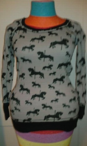 Forever 21 Carousel thermal- size Small