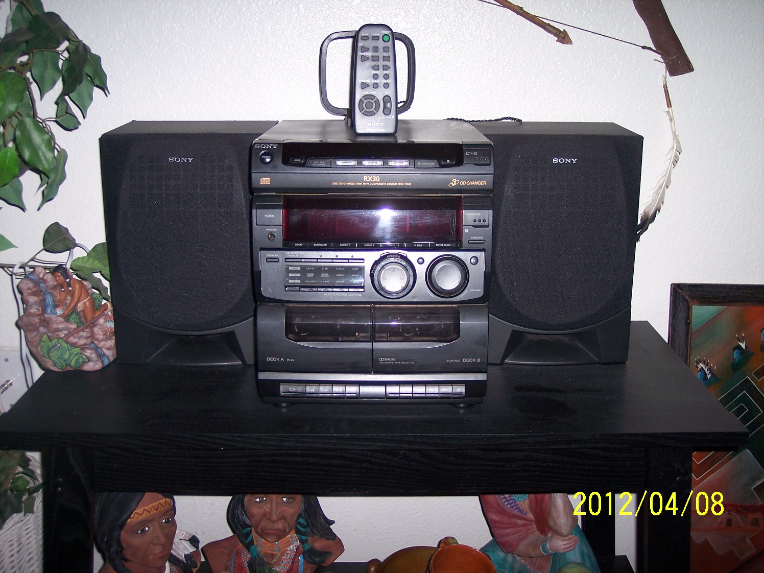 Sony stereo/ 3-cd / cassette player with speakers and remote