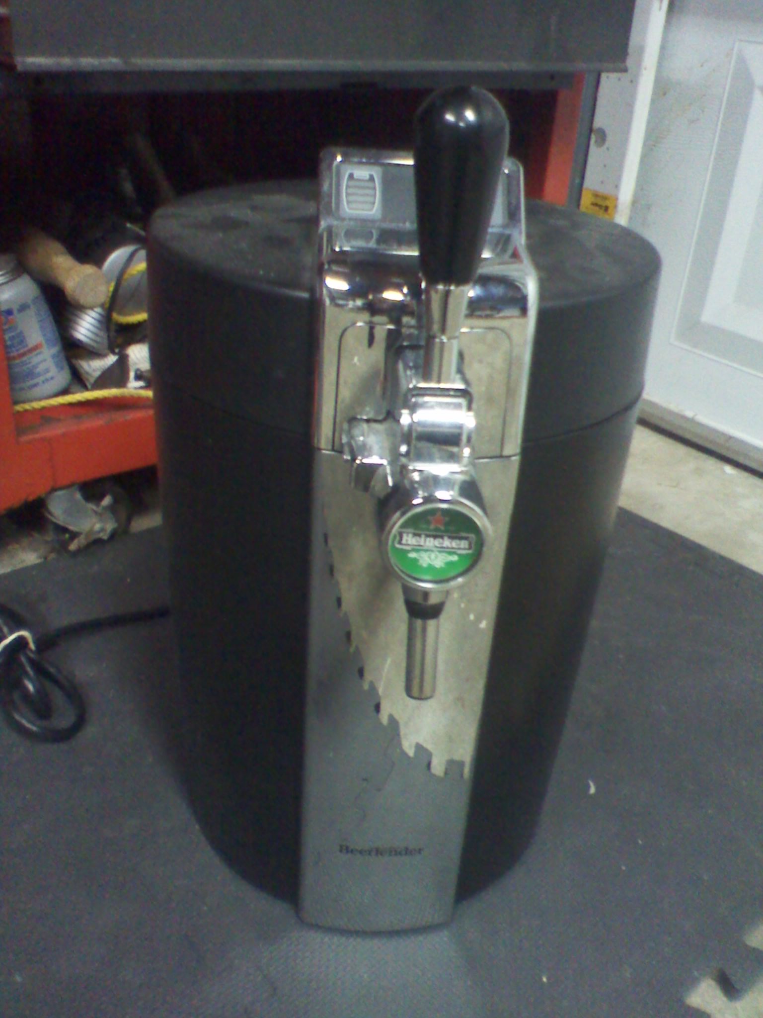 BEER KEG TAP/COOLER- 5 liter kegs