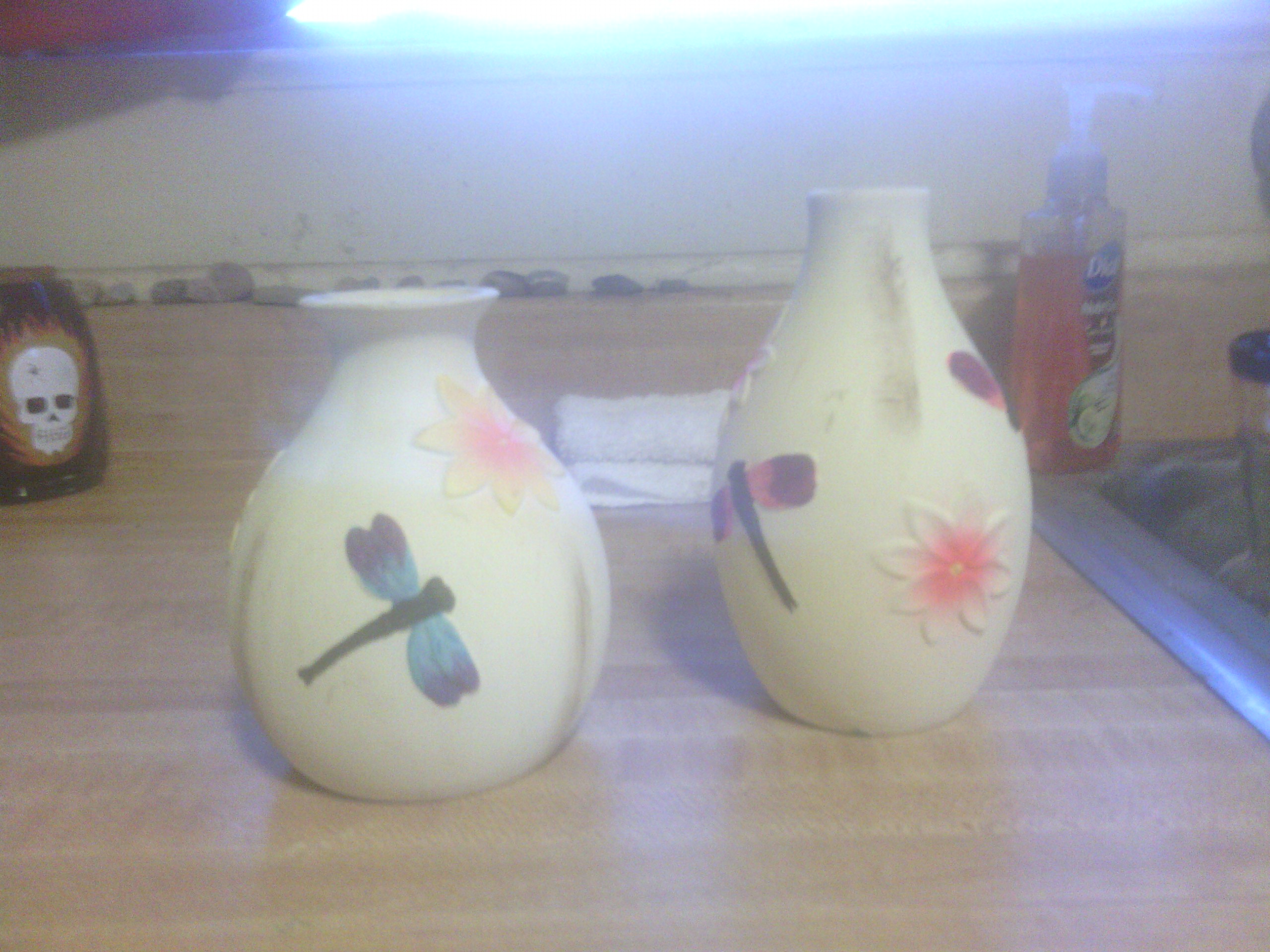 2 small 4\" vases with butterfly and dragon flyies