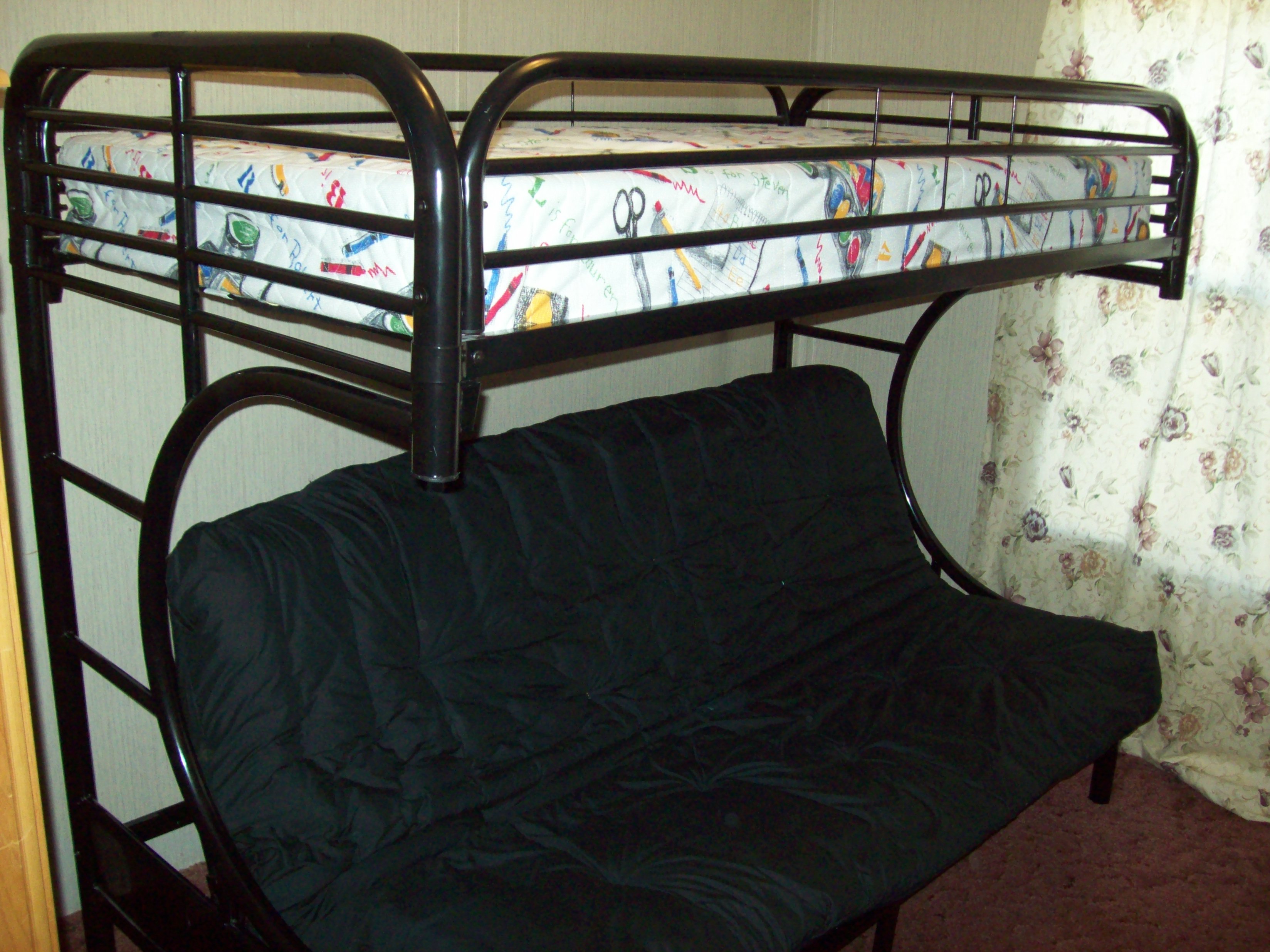 fouton bunk bed used in very nice shape