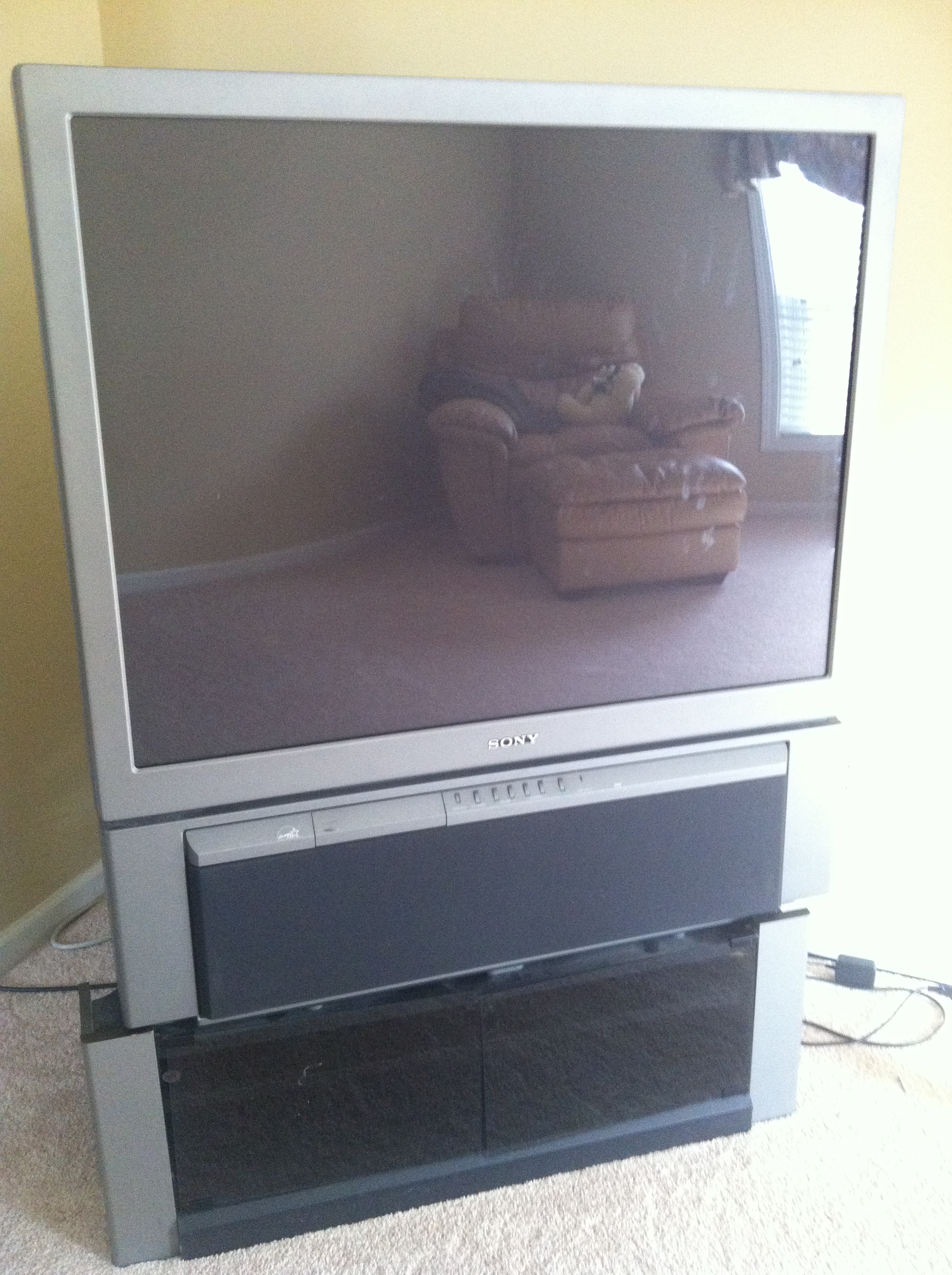 Sony 43\" Rear-Projection Television + TV Stand