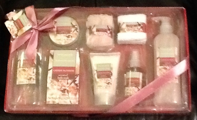 Beaute Essentielle Bath and Body Collection