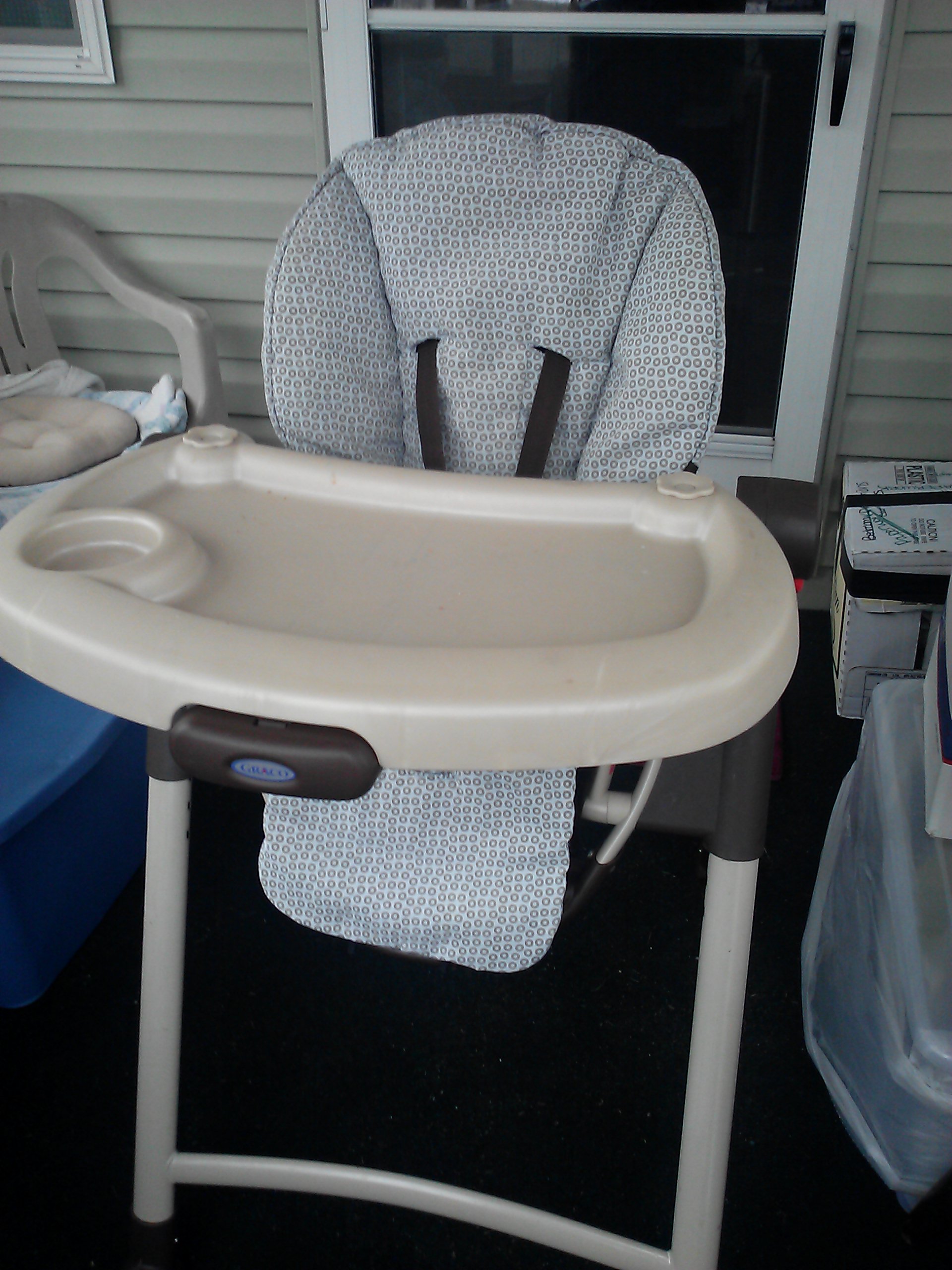 High Chair by Graco