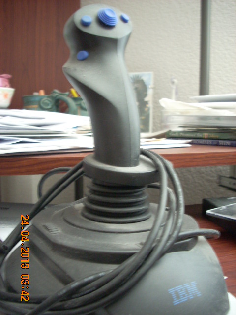 Joy Stick with serial port for older pc\'s.
