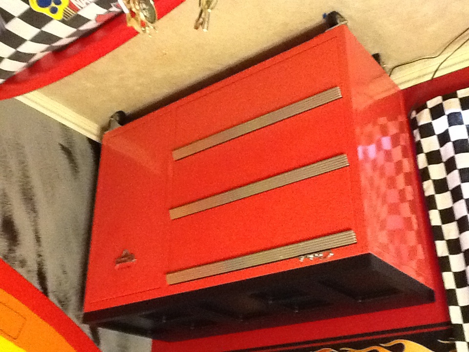 Metal tool box dresser
