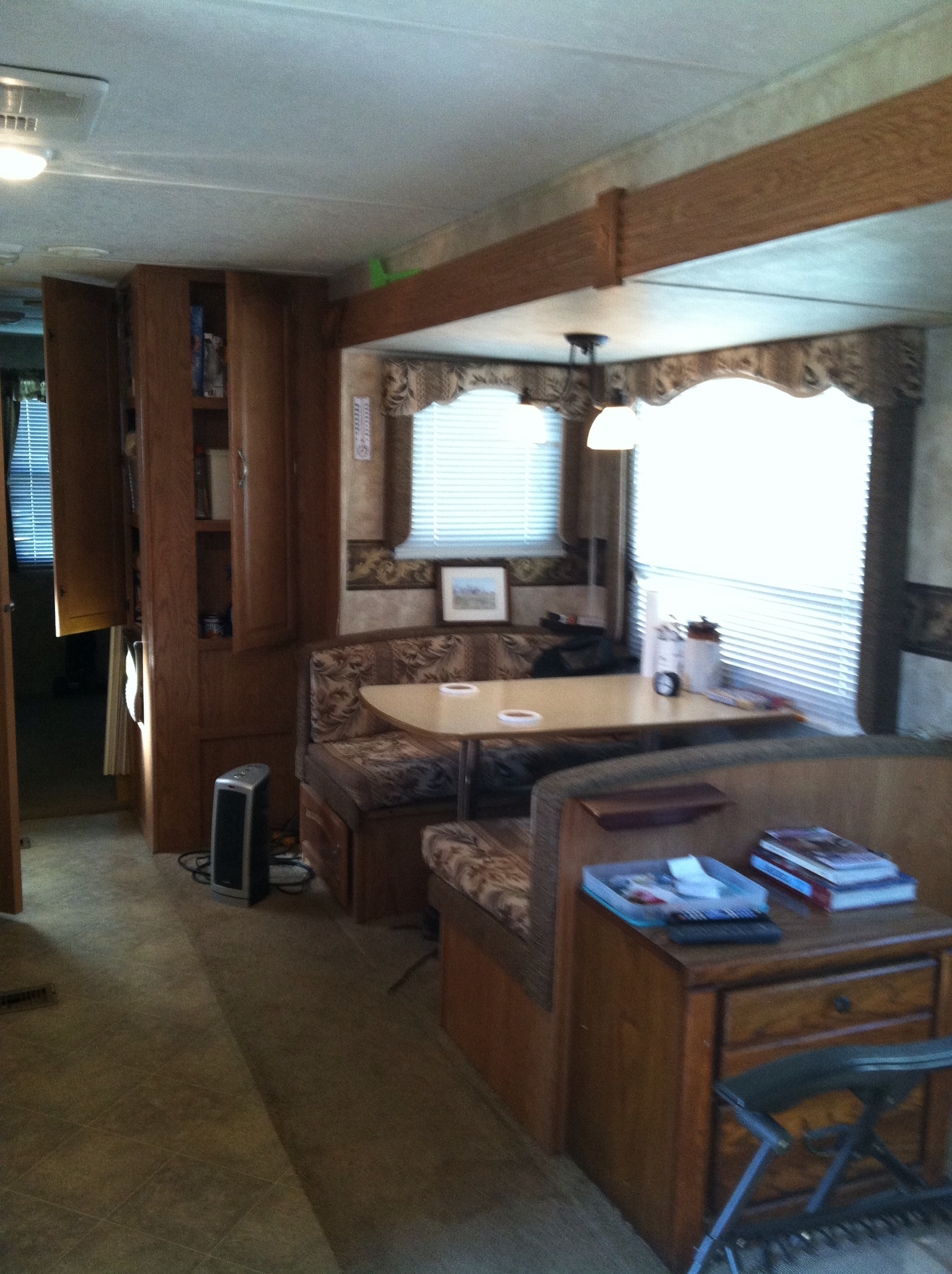 2007 Copper Canyon Sprinter 31ft pull behind camper