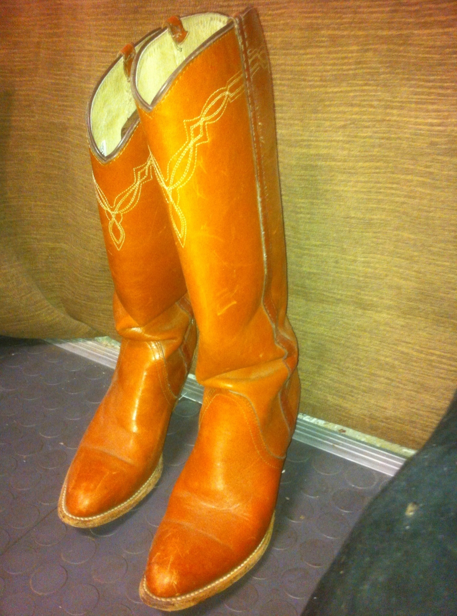 Women\'s western style Frye Boots