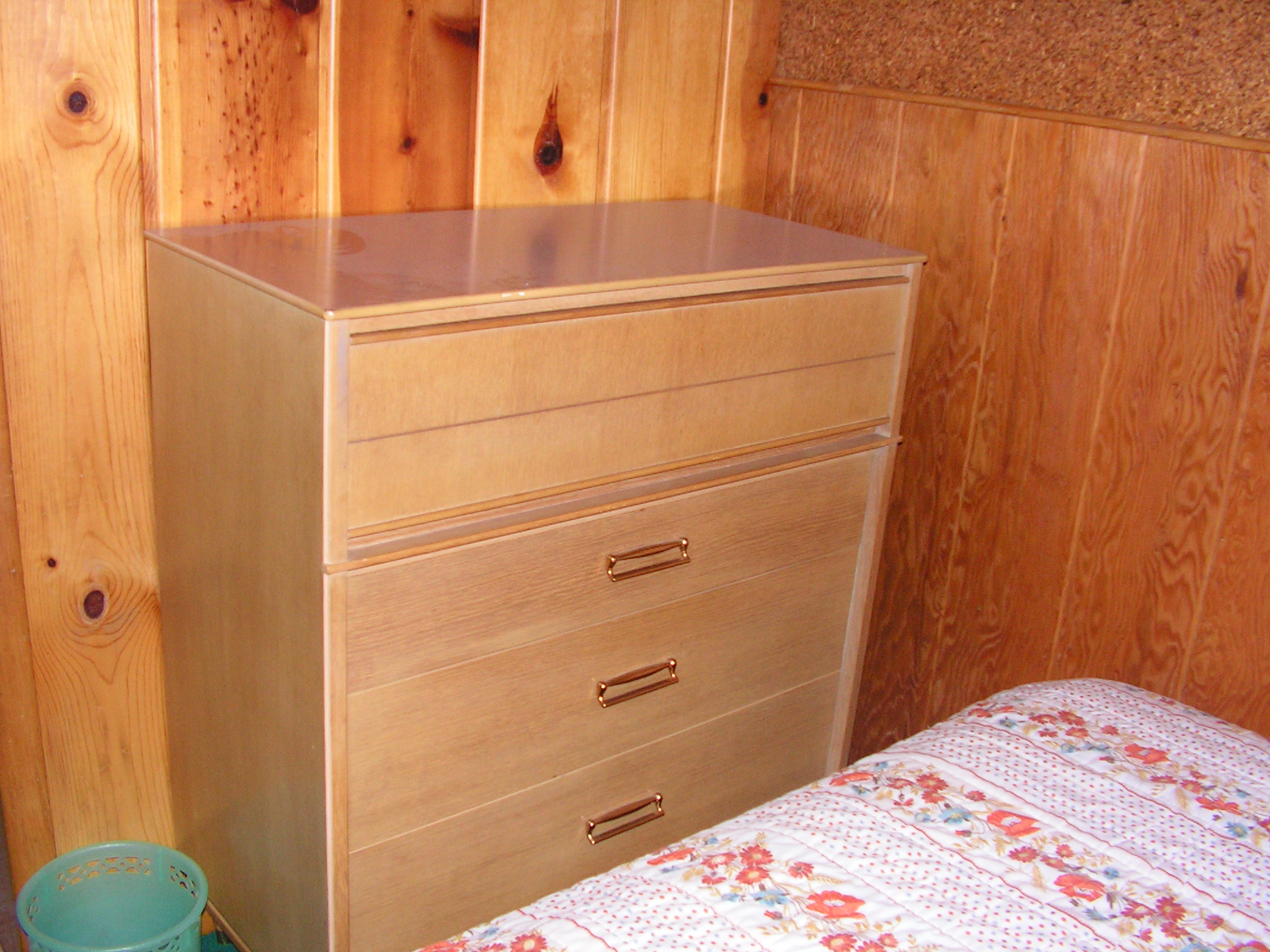 Kroehler Double Bed and Matching Dresser Set - have dresser offer