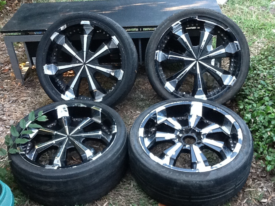 20\" inch name of these rims are green black  ice universal