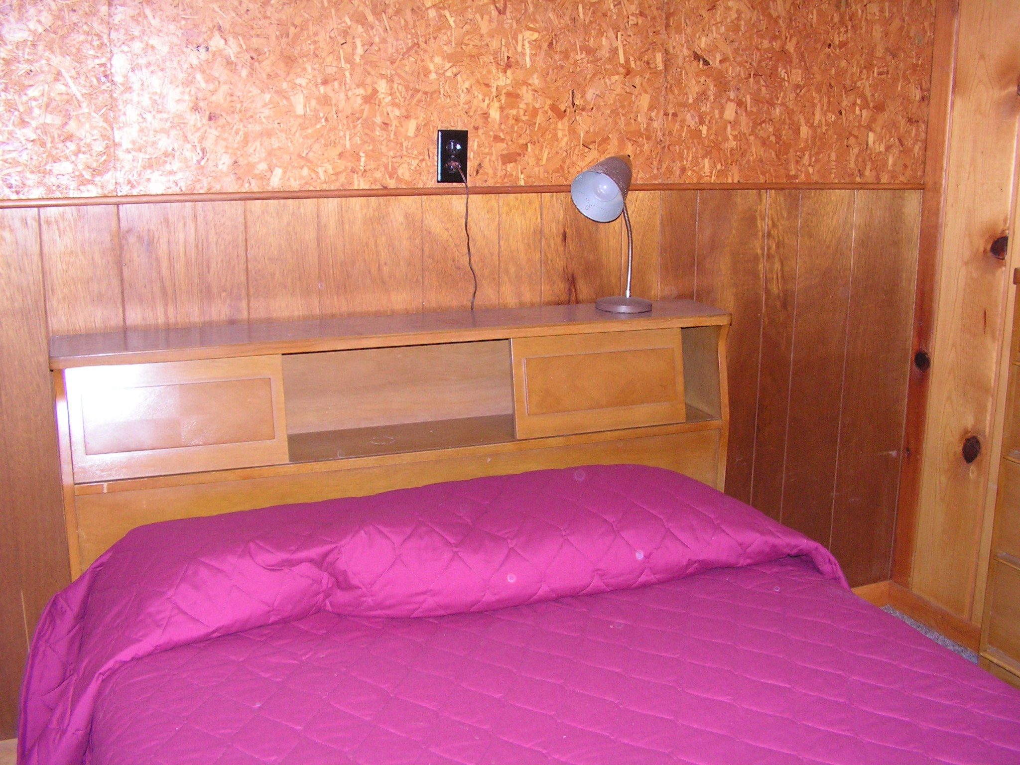Kroehler Double Bed and Matching Dresser Set - have dresser offer