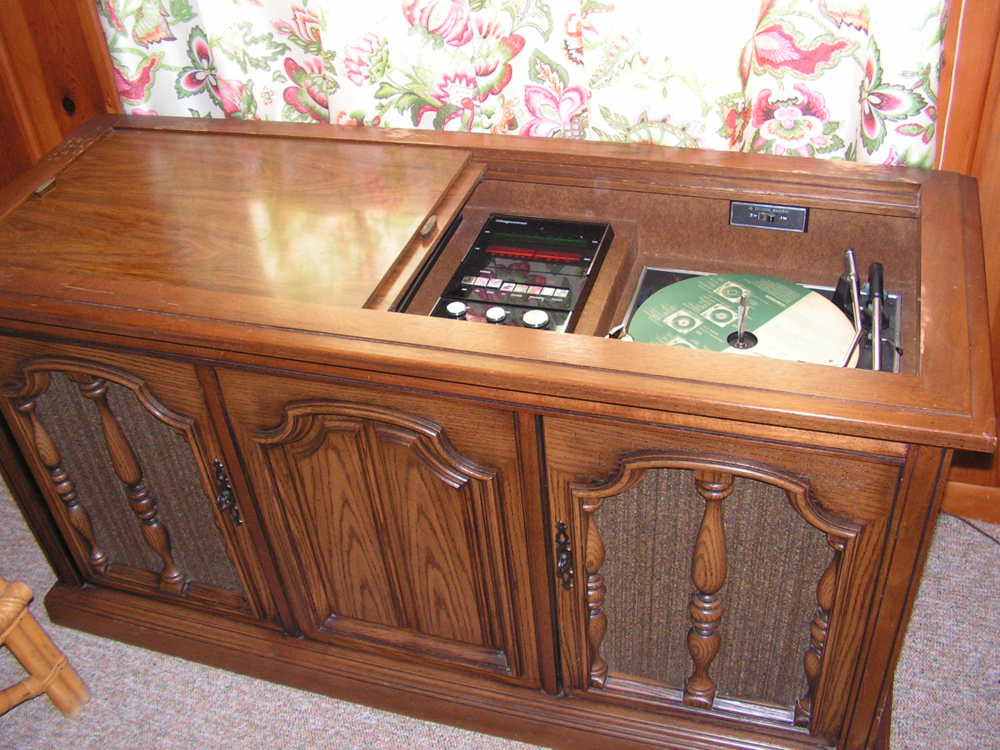 !Today only!  Vintage Stereo Console