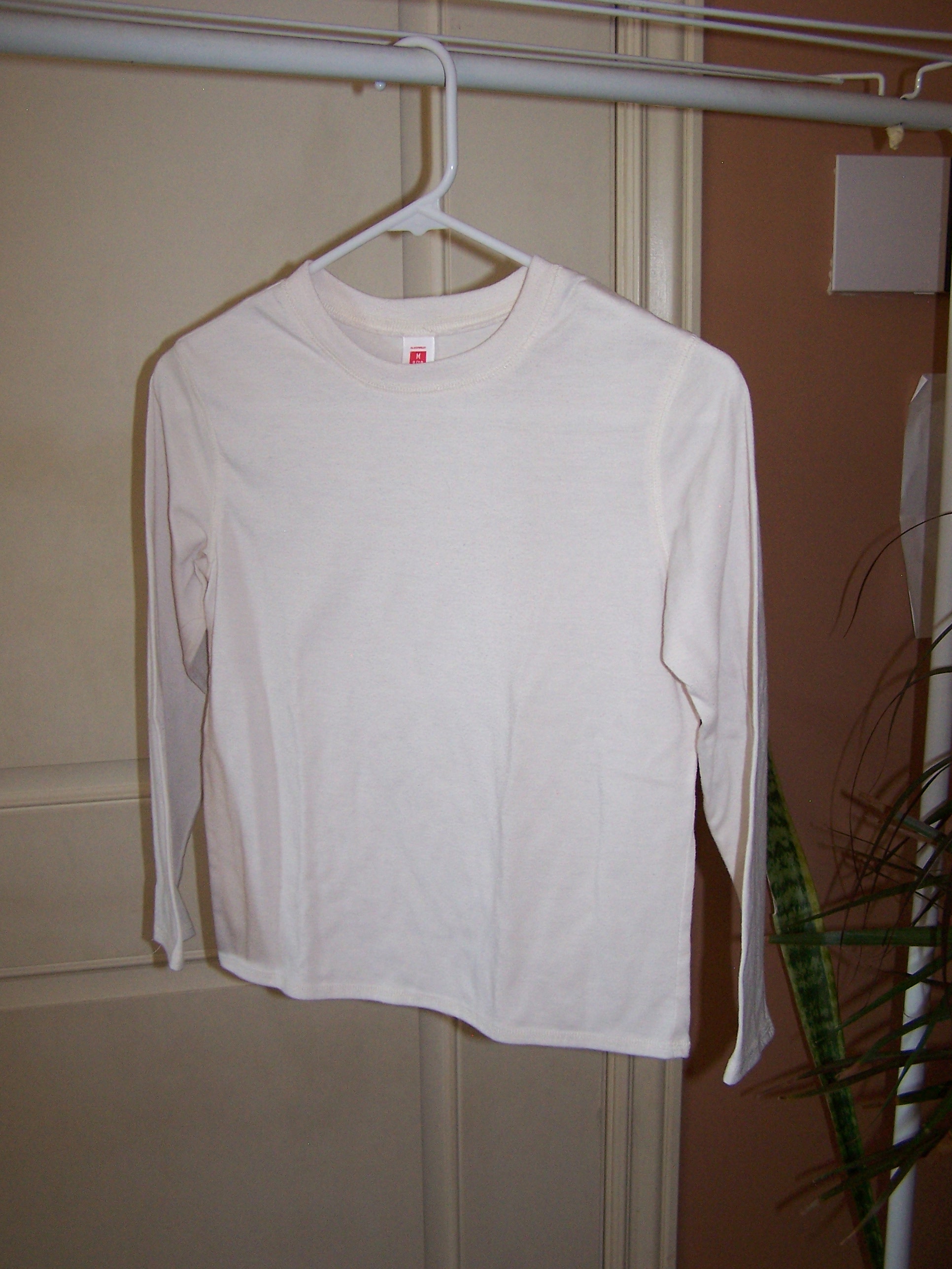 Girls, White long sleeve shirt Size M 8-10