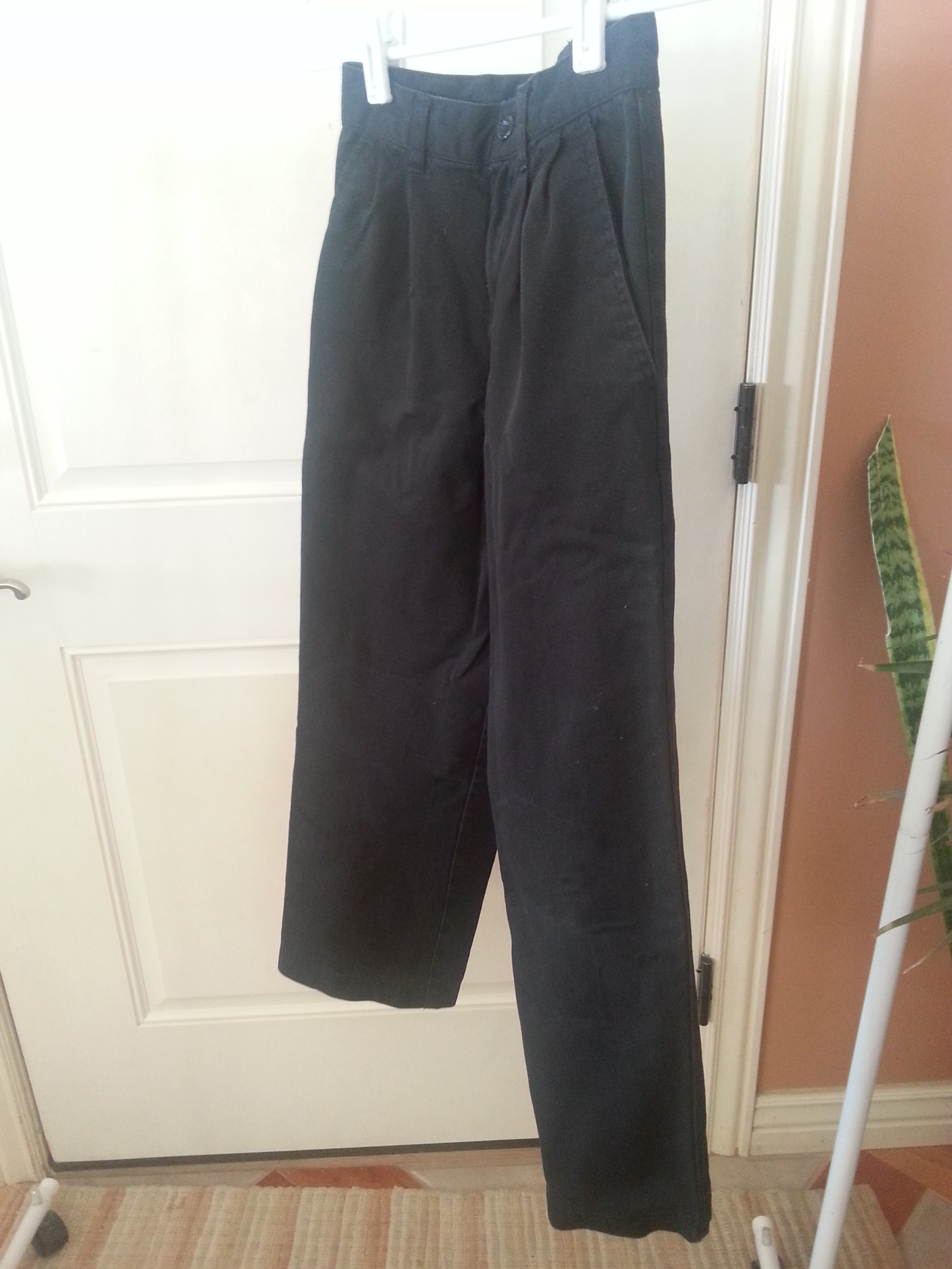 Black Dockers Boys Pants Size slim 8.