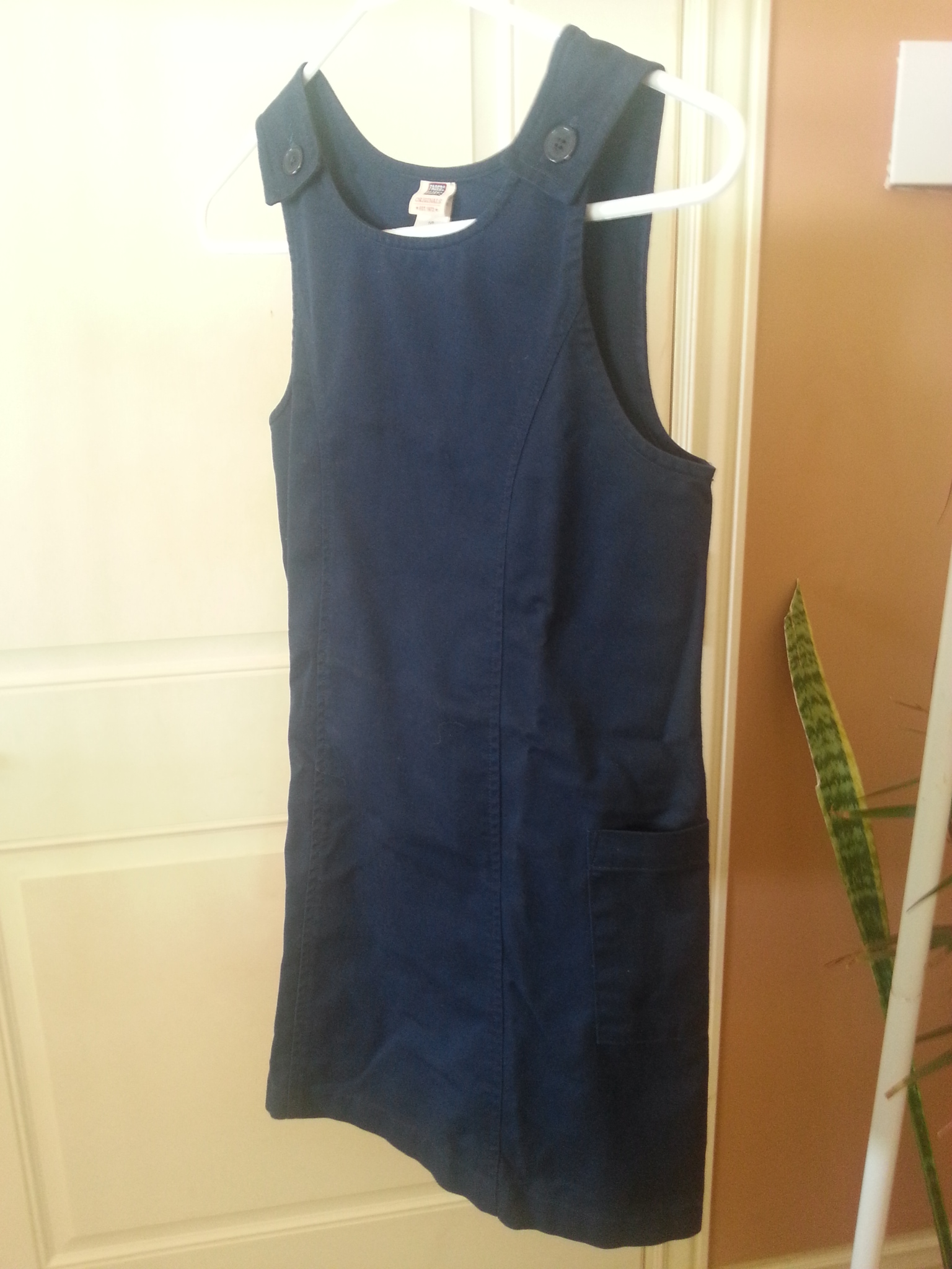 Navy blue jumper with pockets size 10