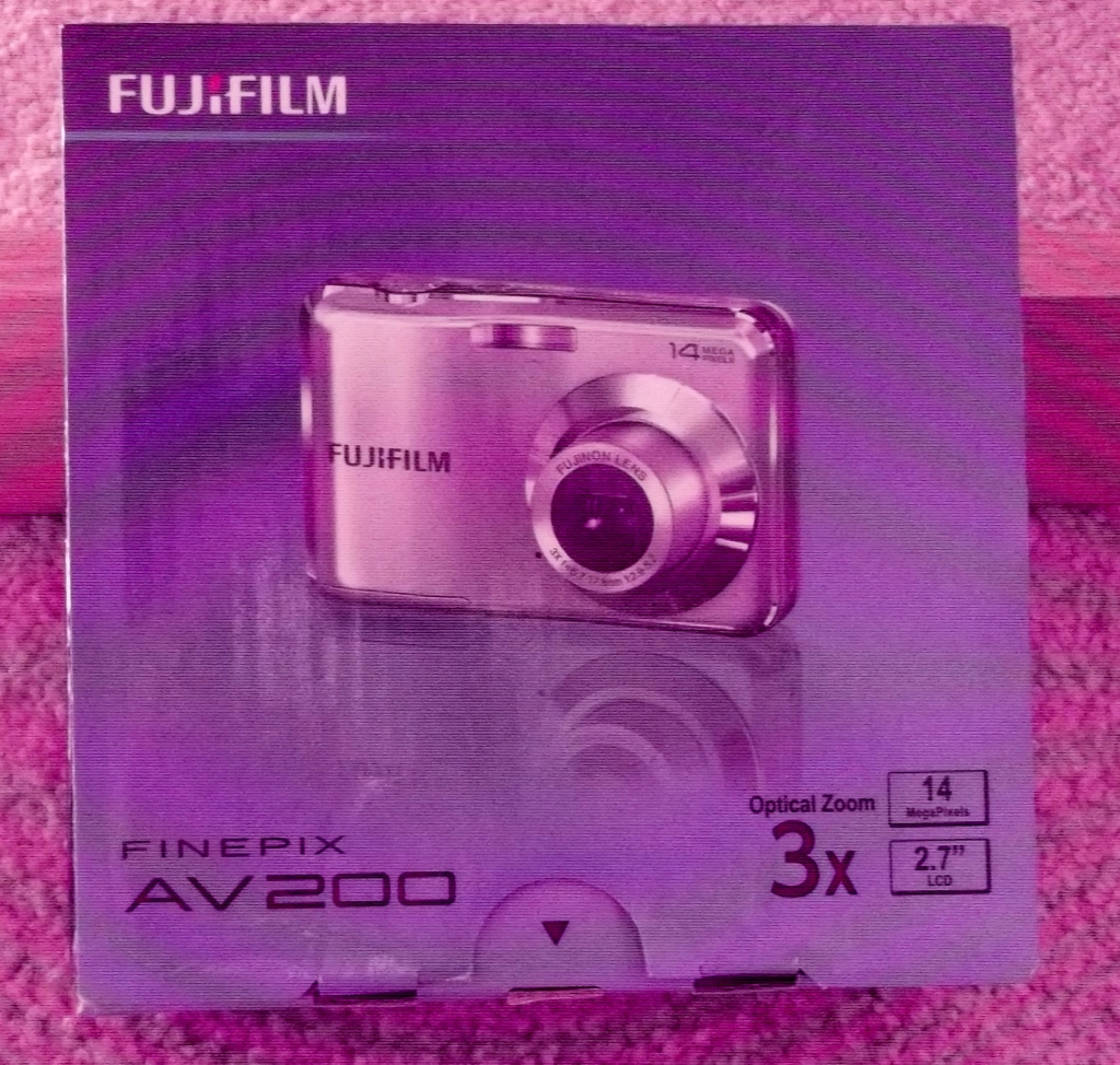 FUJIFILM Finepix AV200 Digital Camera (Silver)