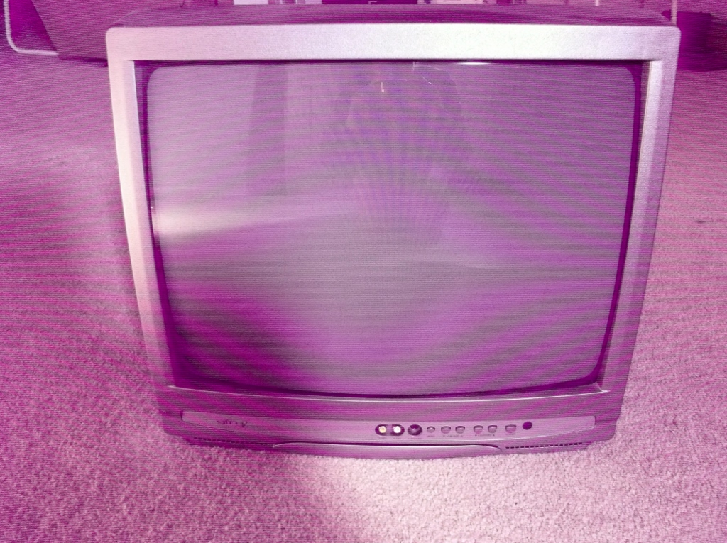 gfm 20\" Color TV (Model MJ419TG)