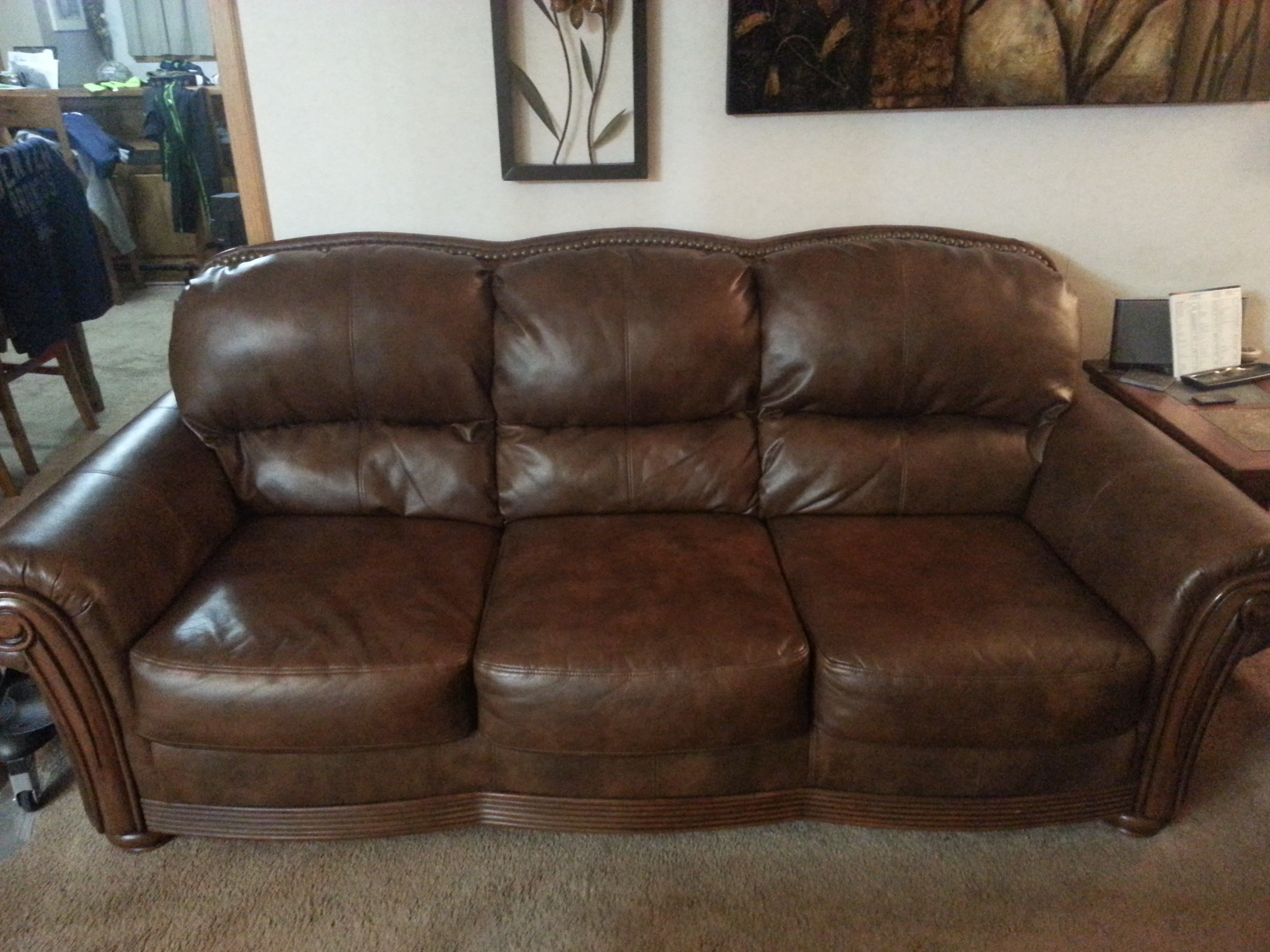 LeatherCouch,LoveSeat,CoffeeTable,EndTable & Sm.EndTable