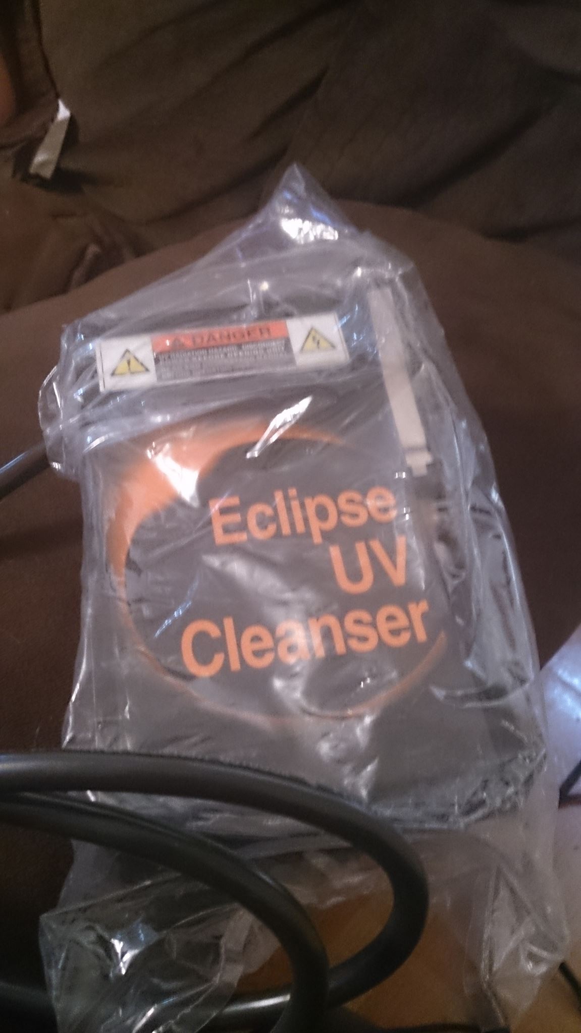 Eclipse uv cleanser