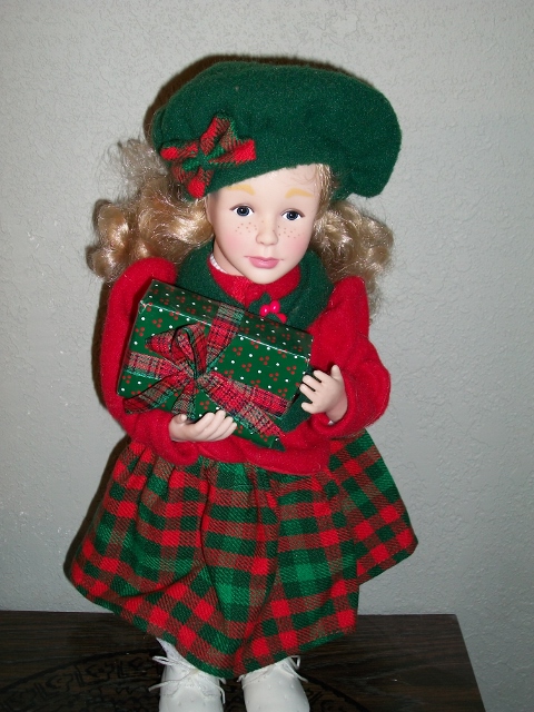 ** Holiday Creations 1995 Christmas doll **