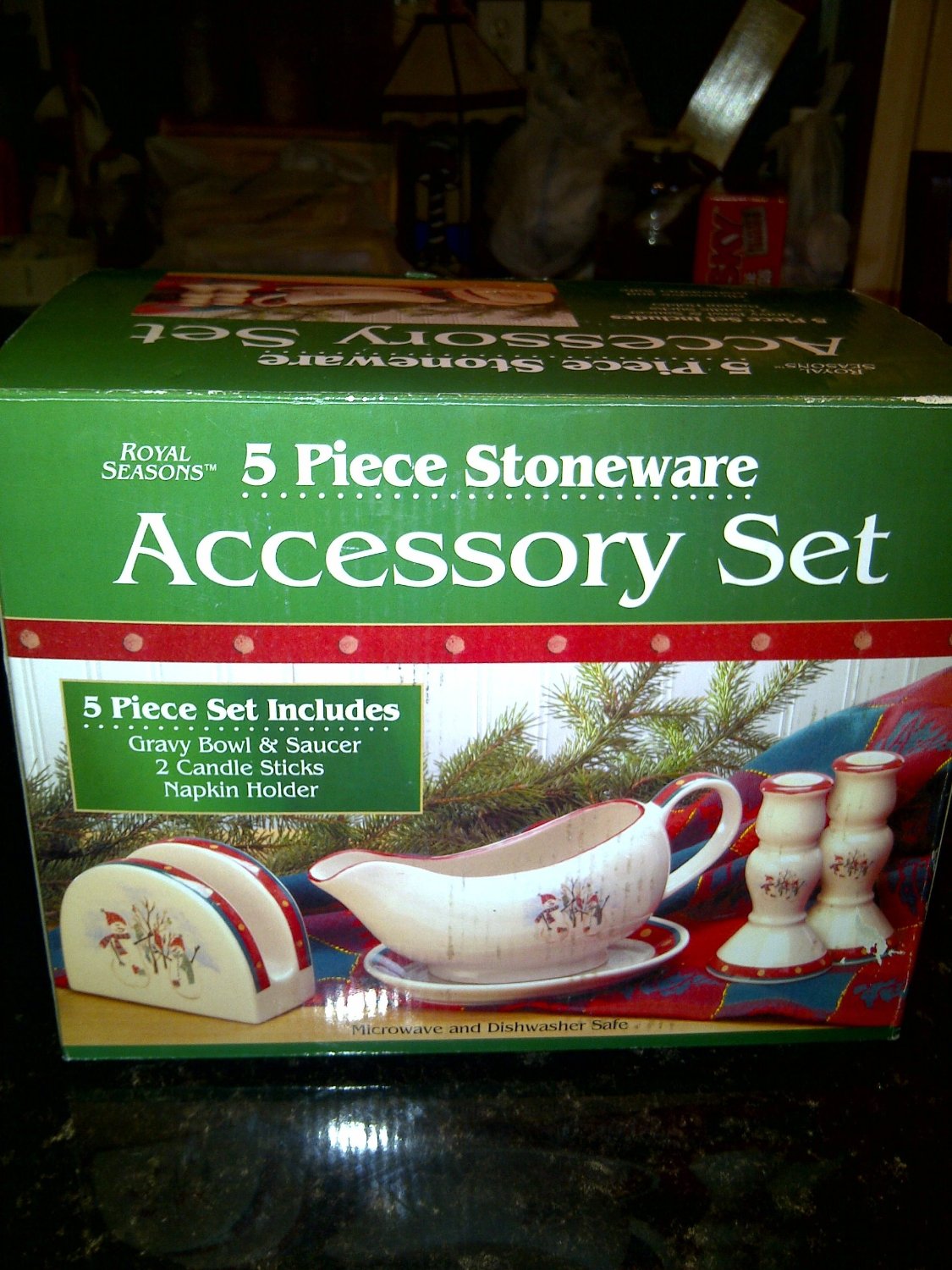 Royal Seasons Snowman 5 Piece Stoneware Accessory Set; Gravy Bowl