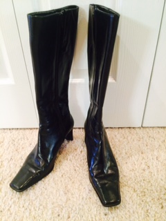Nine West zip up black leather boot