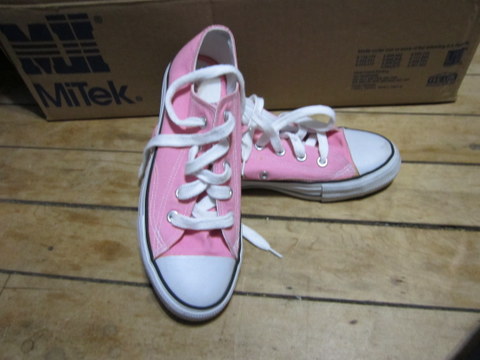 Pink Airwalk \"Kicks\"