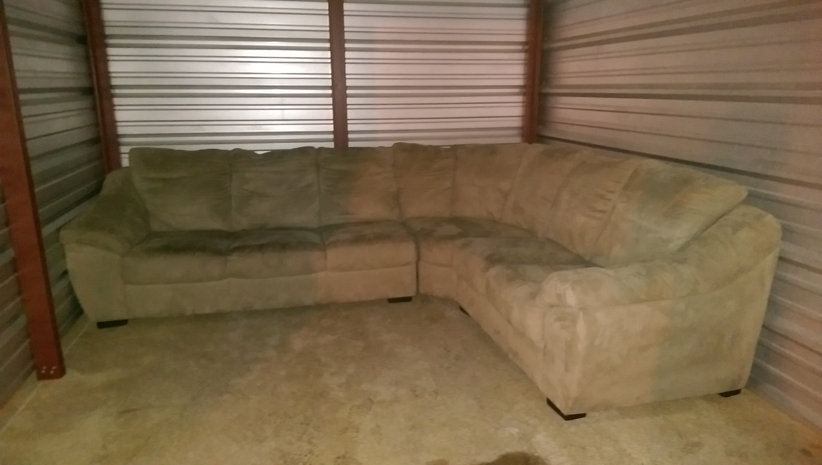 L shaped sectional