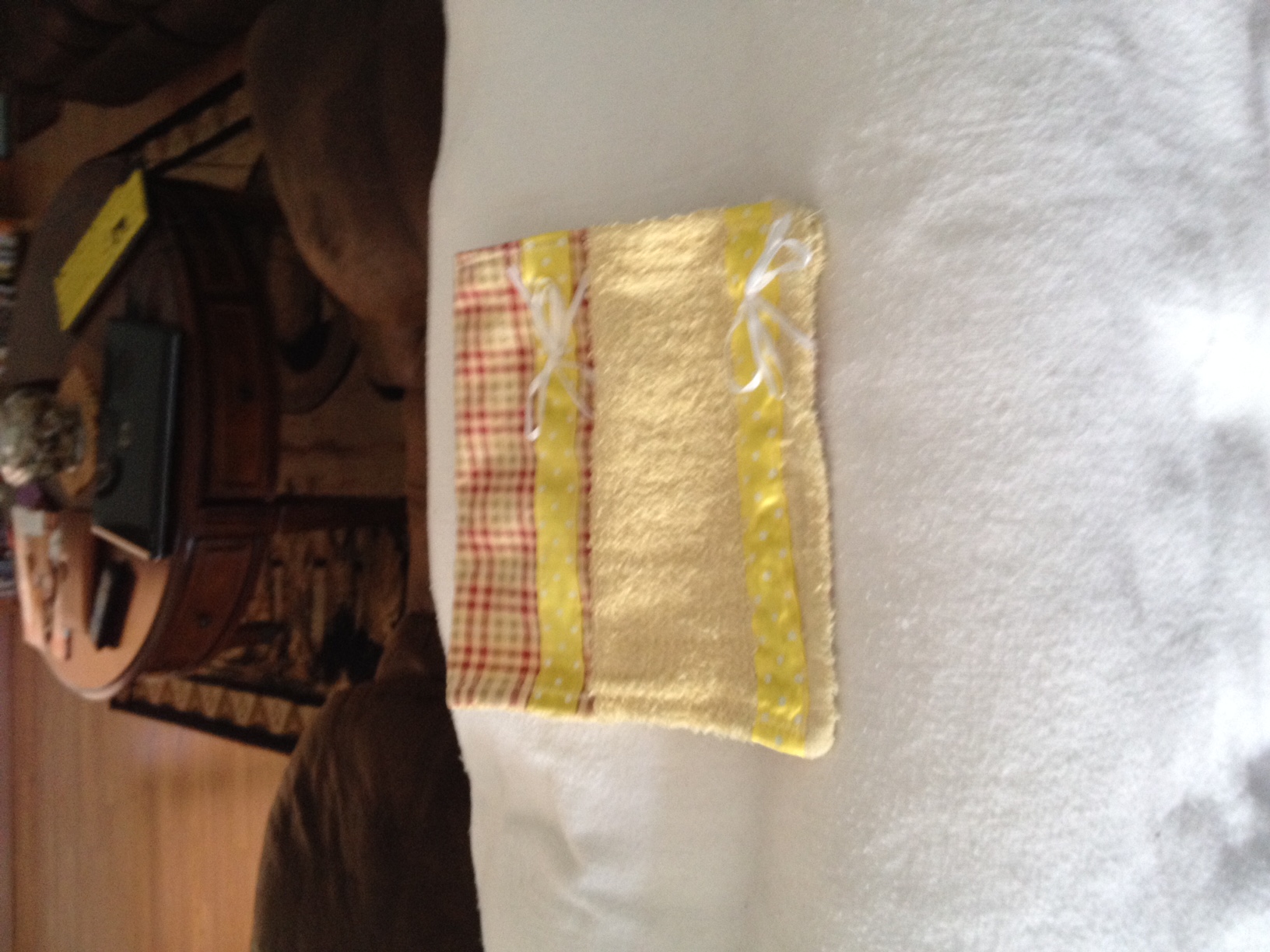 Yellow and plaid wash cloths-set of 2