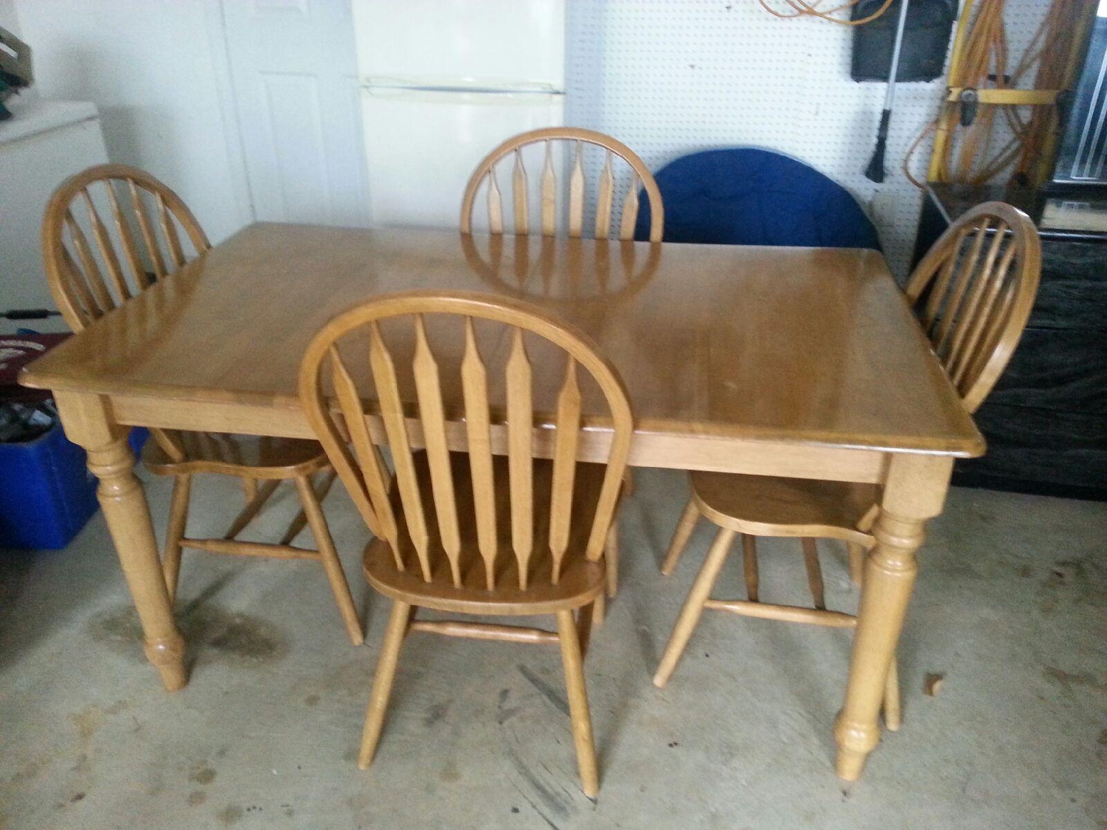 Solid Oak Kitchen Table with chairs