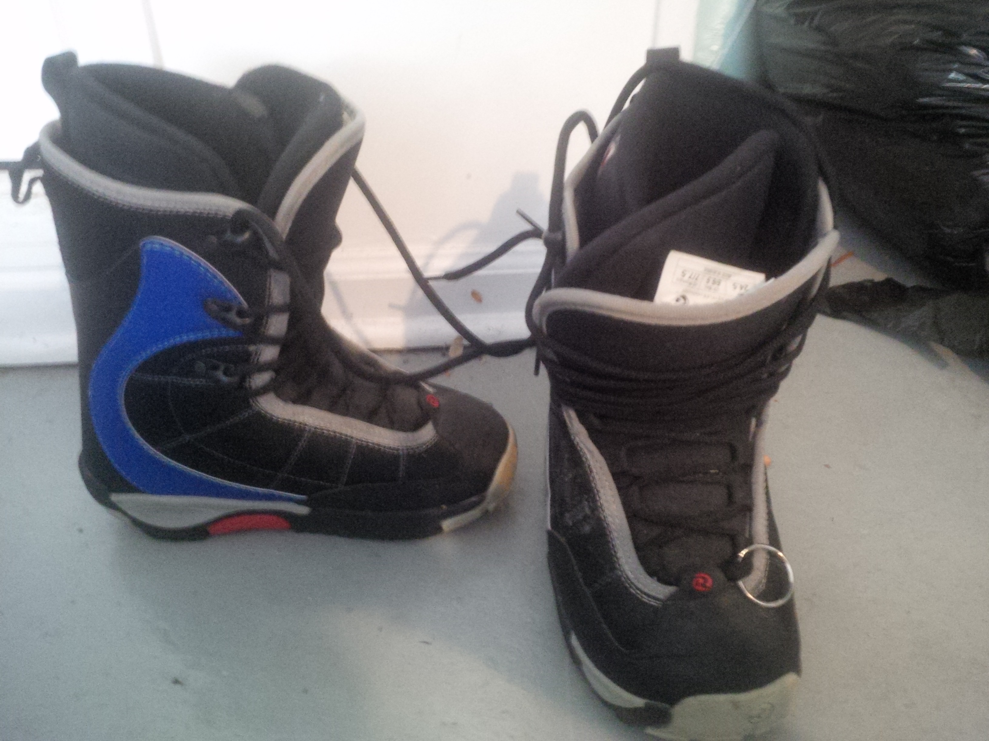 Men\'s snowboard boots  size 7.5