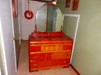 Antique 3 Drawer Dresser w/mirror