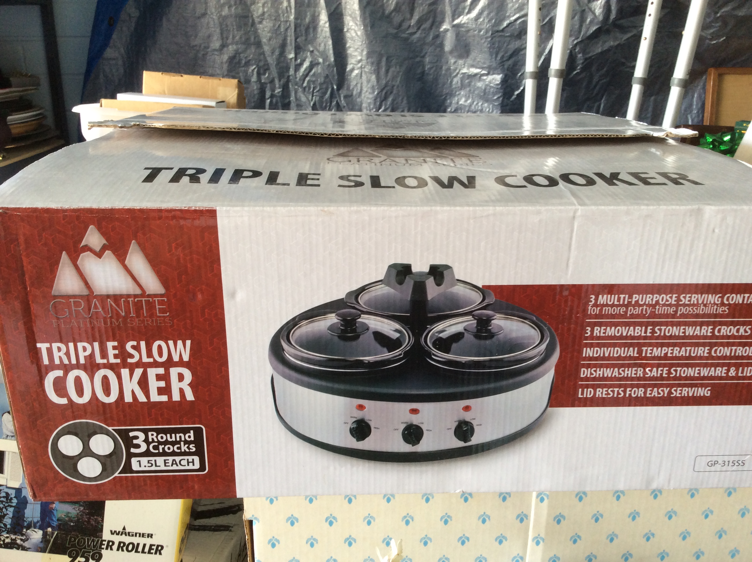 Crock Pot--Triple size cooker
