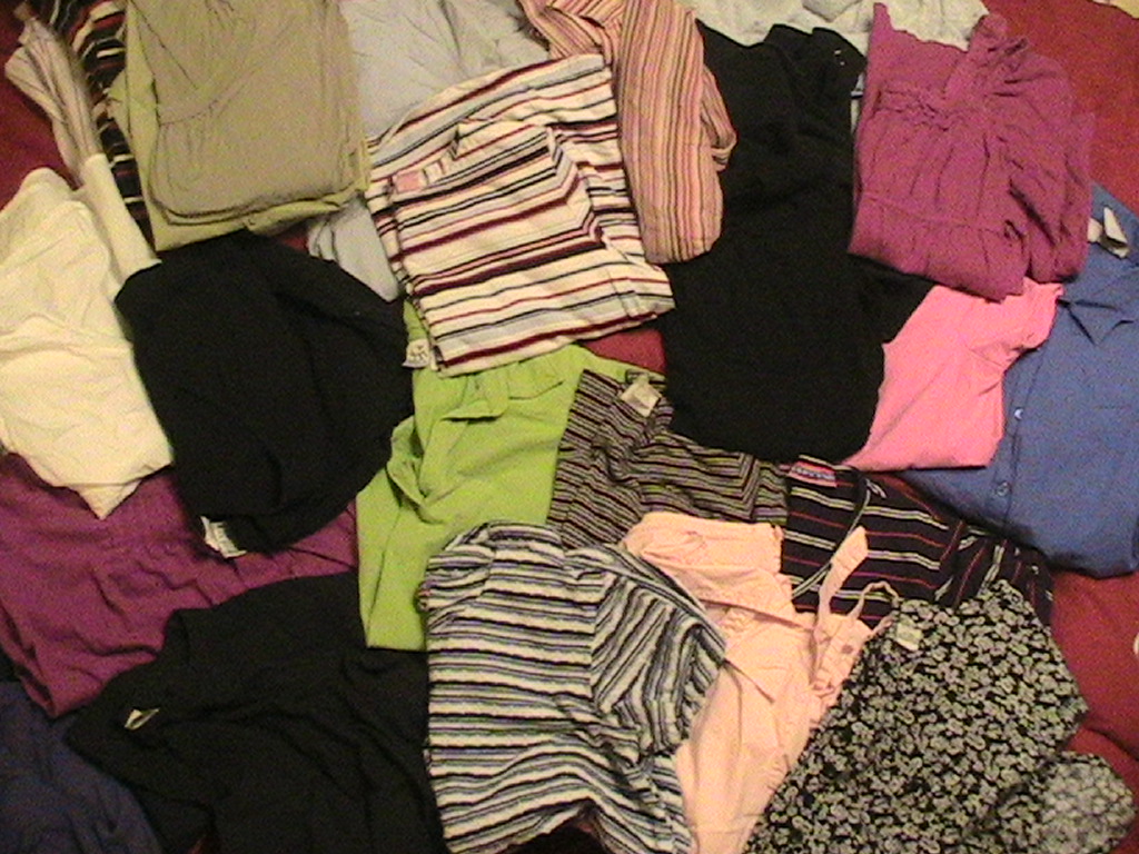 Fall/Winter maternity clothes 42 pc Lot