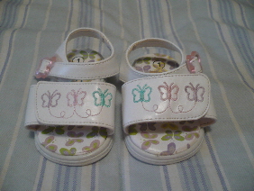 Infant Girls butterfly sandle (size 1)