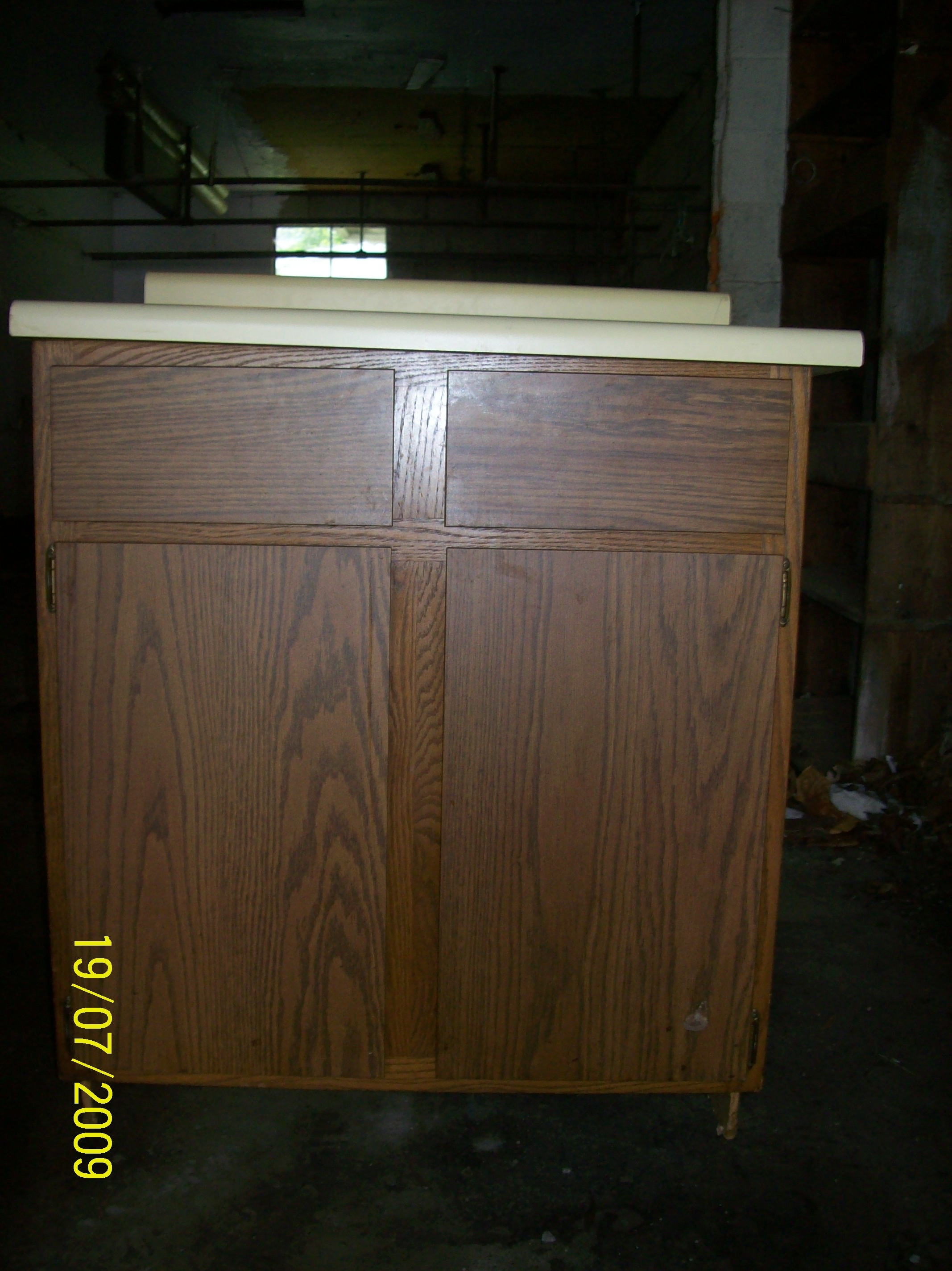 Kitchen Cabinet with drawers