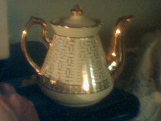 Hall Vintage Teapot 1916-1930s