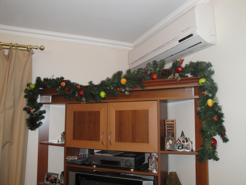 Christmas Garland (2.8 Meters)