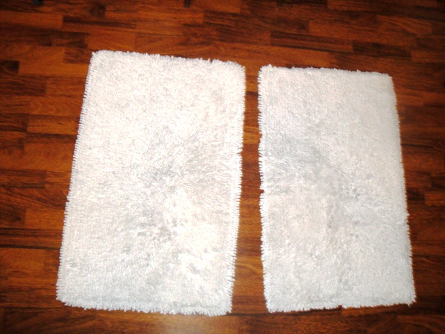 White Throw Rugs (2 available)