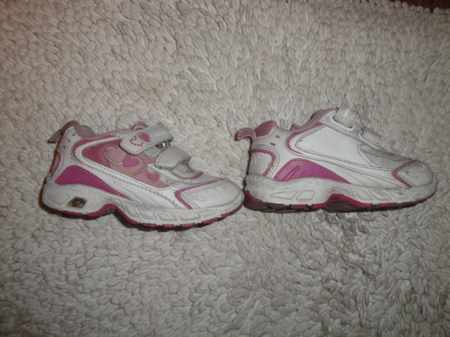 Carter\'s US Size 8M Chlidren Girl\'s shoes