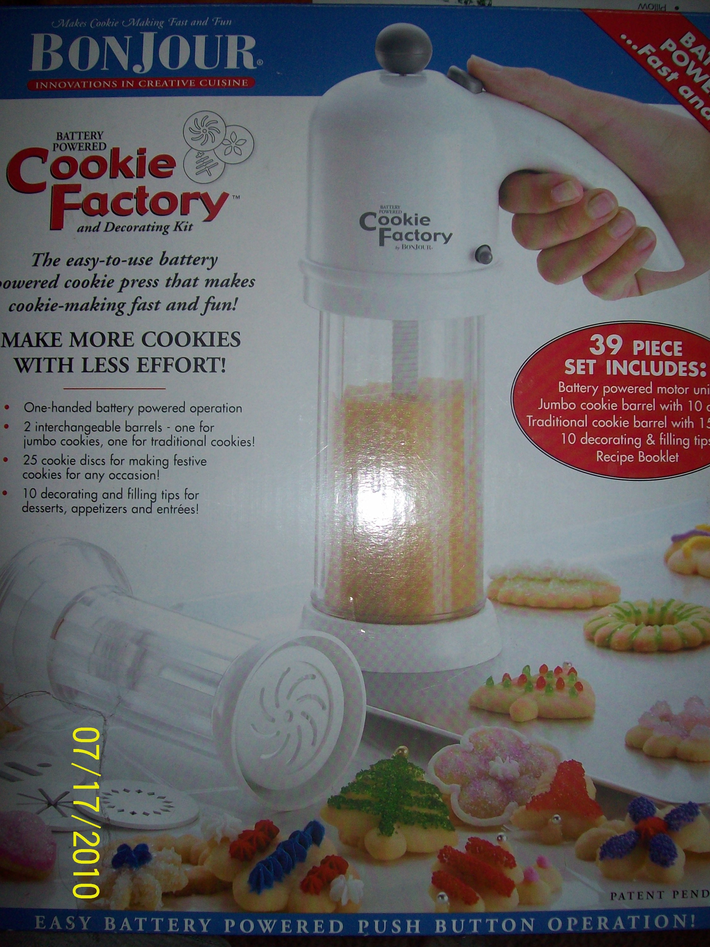 Bonjour Cookie Factory (New in box)