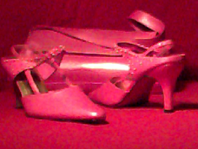 Women\'s Shoes Size 9w & Matching Purse