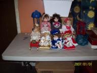 misical porcelain dolls