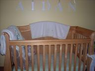 Crib and Dresser/Changing table set